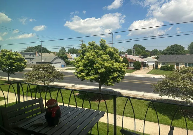 Photo 2 of Condo for sale at 10524 S Pulaski Rd #3SE, Oak Lawn, IL 60453 | MLS# 12732991 | Listing updated on 2026-09-06