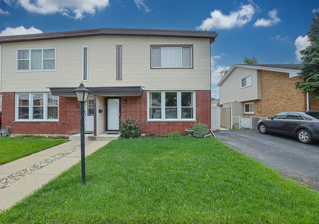 1st image of 9389 Hamlin Ave, Des Plaines, IL 60016 | MLS# 12732995