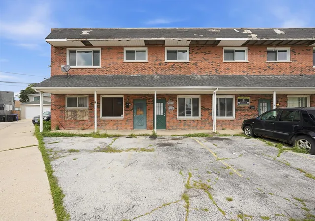 Photo 1 of Condo for sale at 3926 W Columbus Ave #3926, Chicago, IL 60652 | MLS# 12733011 | Listing updated on 2026-08-20