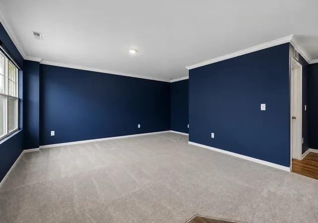 3rd image of 504 Comstock Rd, South Elgin, IL 60177 | MLS# 12733026