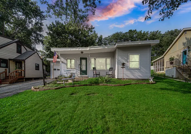 24th image of 909 Pershing Dr, Wauconda, IL 60084 | MLS# 12733040