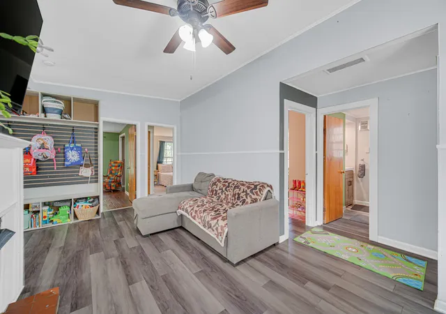 5th image of 909 Pershing Dr, Wauconda, IL 60084 | MLS# 12733040