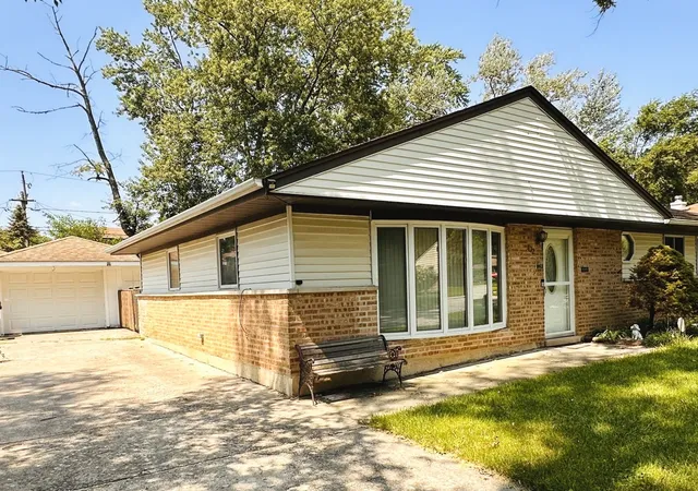 2nd image of 432 Natoma St, Park Forest, IL 60466 | MLS# 12733042