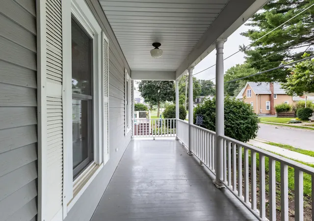 3rd image of 38 N Green St, Carpentersville, IL 60110 | MLS# 12733090