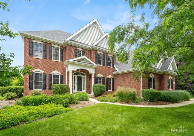 1st image of 40w850 Stonecrest Dr, Elgin, IL 60124 | MLS# 12733100