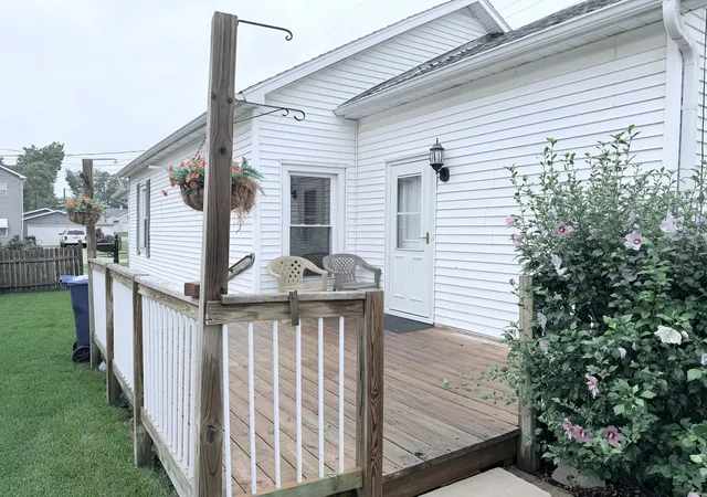 3rd image of 828 Tonti St, Lasalle, IL 61301 | MLS# 12733135