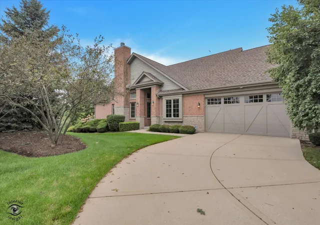 Photo 1 of Townhouse for sale at 20400 Mackinac Point Dr, Frankfort, IL 60423 | MLS# 12733178 | Listing updated on 2026-08-25