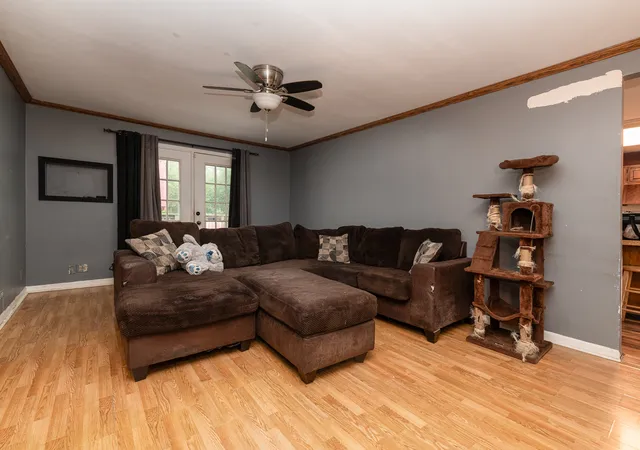 Photo 3 of Single family home for sale at 3707 Clearview Ave, Gurnee, IL 60031 | MLS# 12733195 | Listing updated on 2026-10-07