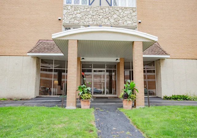 3rd image of 1633 River St #2A, Des Plaines, IL 60016 | MLS# 12733205