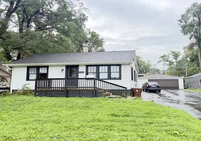 1st image of 1402 5th Ave, Joliet, IL 60433 | MLS# 12733211