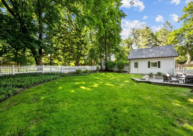 35th image of 464 Oakwood Ave, Lake Forest, IL 60045 | MLS# 12733232