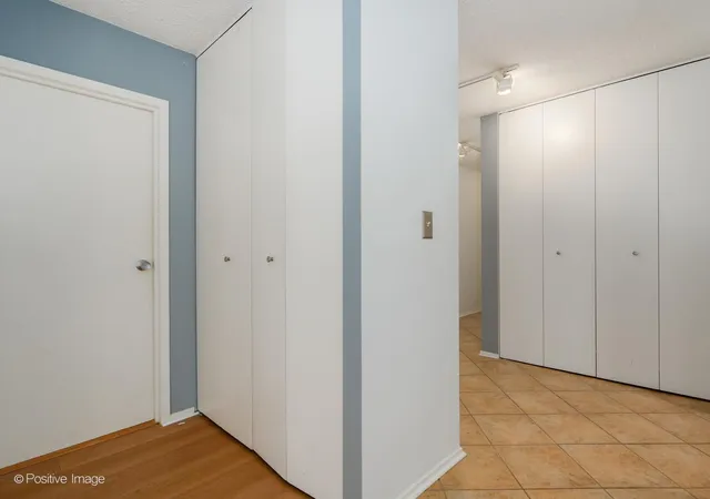 Photo 4 of Condo for sale at 70 W Huron St #605, Chicago, IL 60654 | MLS# 12733234 | Listing updated on 2026-08-20