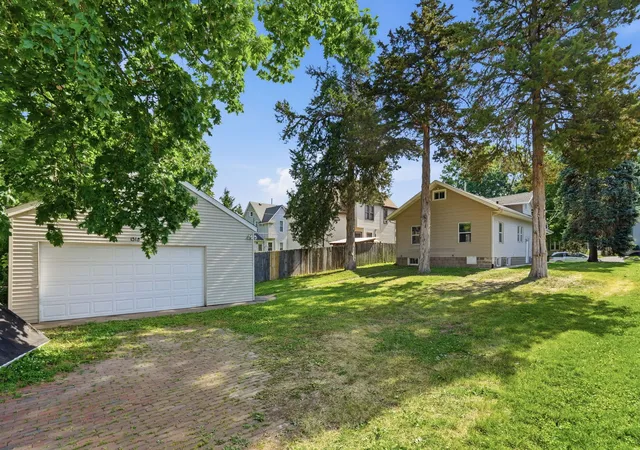 Photo 25 of Single family home for sale at 1318 44th Street, Rock Island, IL 61201 | MLS# 12733256 | Listing updated on 2026-08-20