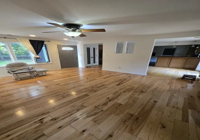 image of 24 John St, Crystal Lake, IL 60014 | MLS# 12733289