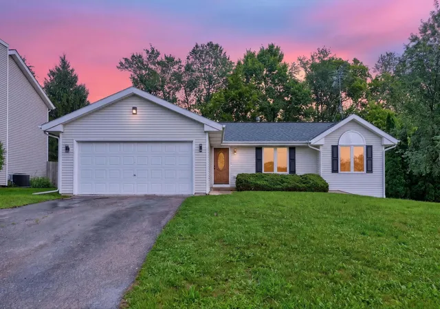 25th image of 5011 Trafford Dr, Loves Park, IL 61111 | MLS# 12733306