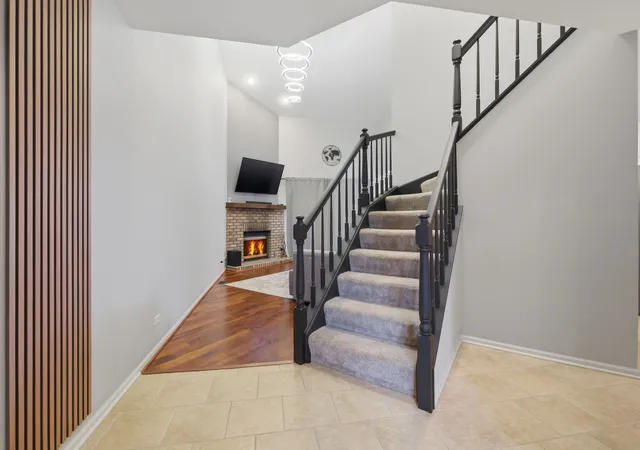 Photo 3 of Townhouse for sale at 1729 Pebble Beach Ct, Hoffman Estates, IL 60169 | MLS# 12733310 | Listing updated on 2026-08-27