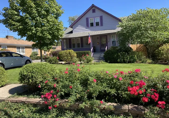 Listing Photo 5 - Condo for sale in building located at 113 S Westmore Meyers Rd, Lombard, IL 60148