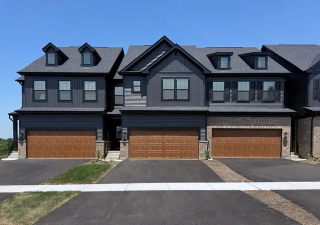 Photo 1 of Sale Pending at 2736 Preserve Cir #13002, Aurora, IL 60502 | MLS# 12733323 | Listing updated on 2026-08-31