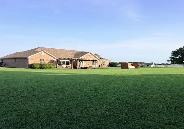 Photo 2 of Single family home for sale at 25 Kruger Ln, Metropolis, IL 62960 | MLS# 12733328 | Listing updated on 2026-10-02