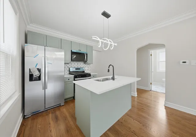 Photo 3 of Single family home for sale at 8004 S Richmond St, Chicago, IL 60652 | MLS# 12733331 | Listing updated on 2026-08-17