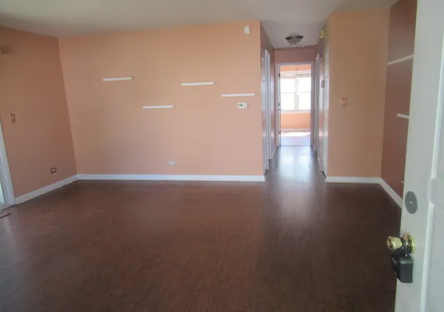 2nd image of 2214 Brittany Ct #2214, Schaumburg, IL 60194 | MLS# 12733349
