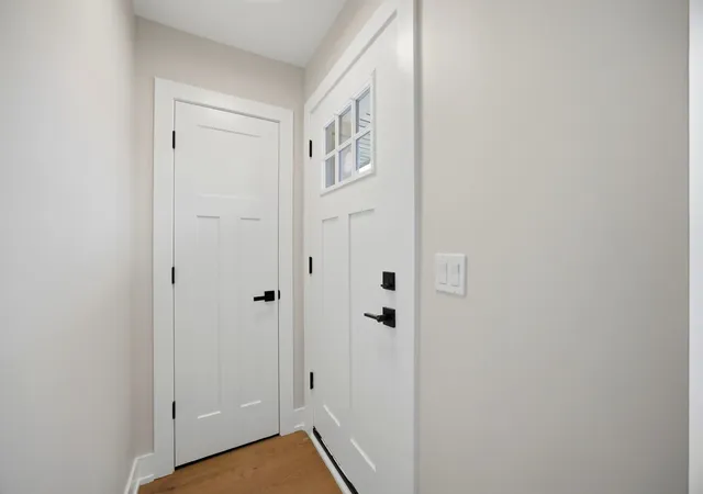Photo 3 of Single family home for sale at 9243 S Francisco Ave, Evergreen Park, IL 60805 | MLS# 12733358 | Listing updated on 2026-09-28