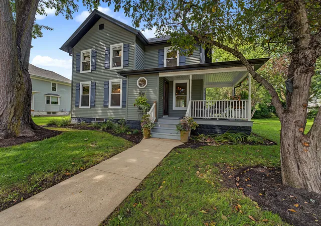 Photo 1 of Single family home for sale at 308 W Navaho Ave, Shabbona, IL 60550 | MLS# 12733363 | Listing updated on 2026-08-20