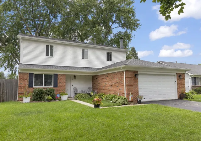 2nd image of 311 Thistle Dr, Bolingbrook, IL 60490 | MLS# 12733391