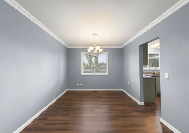 5th image of 311 Thistle Dr, Bolingbrook, IL 60490 | MLS# 12733391