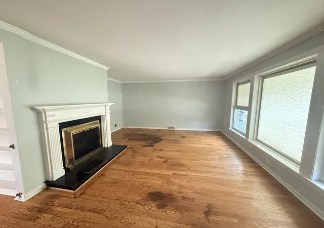 Photo 4 of Single family home for sale at 1811 N Thatcher Ave, Elmwood Park, IL 60707 | MLS# 12733437 | Listing updated on 2026-09-01