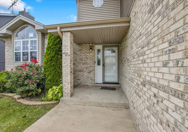 Photo 2 of Single family home for sale at 17942 Edwards Ave, Country Club Hills, IL 60478 | MLS# 12733466 | Listing updated on 2026-09-03