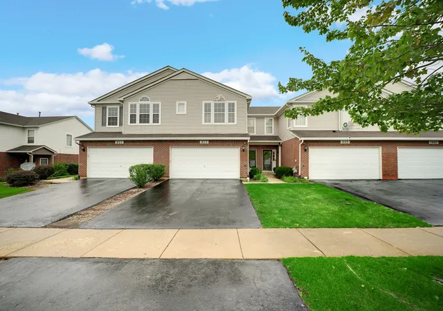 1st image of 923 Fieldside Dr, Matteson, IL 60443 | MLS# 12733481