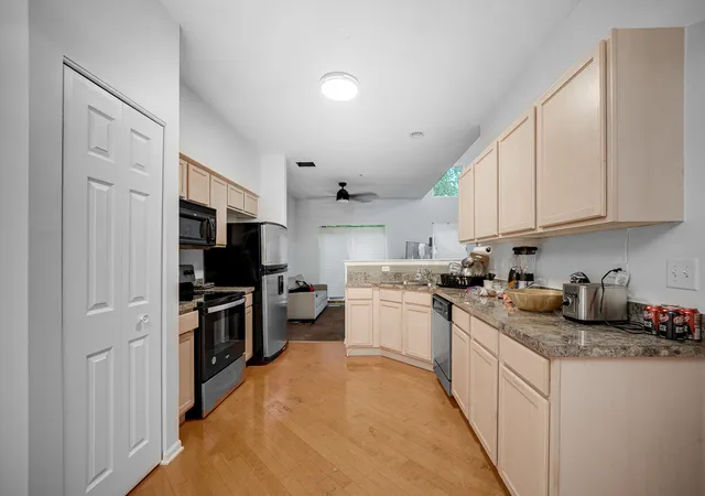 5th image of 923 Fieldside Dr, Matteson, IL 60443 | MLS# 12733481