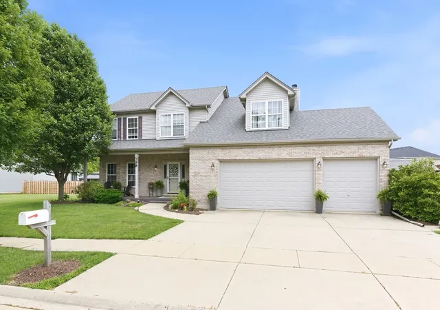 2nd image of 398 Essex Dr, Oswego, IL 60543 | MLS# 12733487