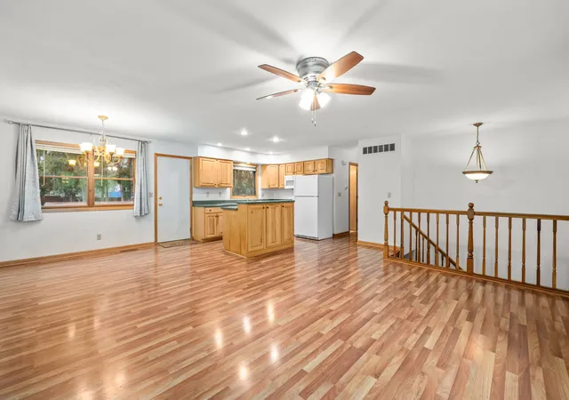 5th image of 11320 2Nd St, Roscoe, IL 61073 | MLS# 12733504