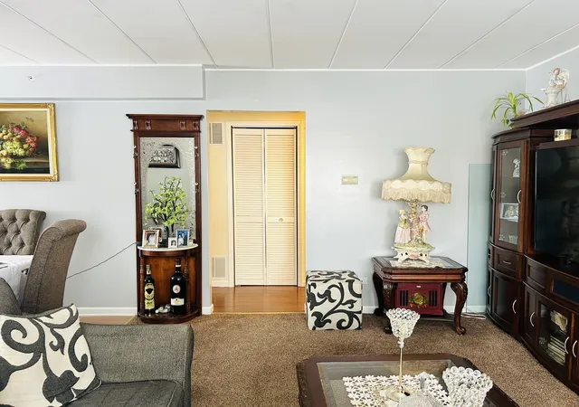 4th image of 6329 175Th St, Tinley Park, IL 60477