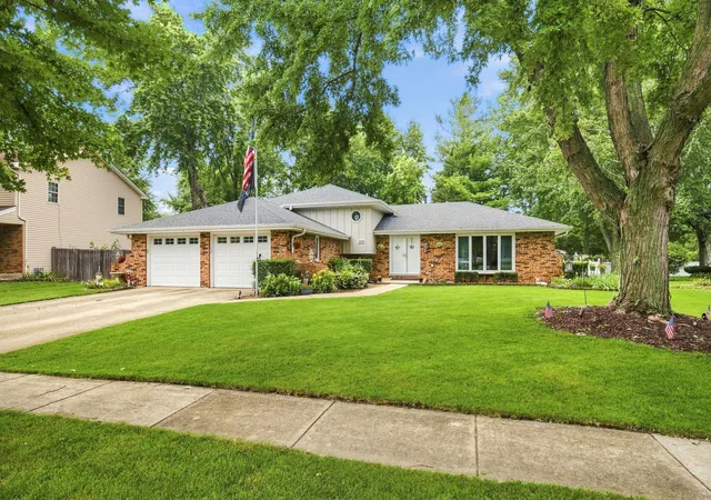 1st image of 25403 W Willow Dr, Plainfield, IL 60544 | MLS# 12733605