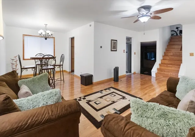 3rd image of 5646 Fernwood Ct, Matteson, IL 60443 | MLS# 12733670