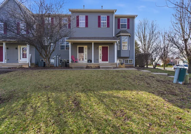 1st image of 1363 Chestnut Ln, Yorkville, IL 60560 | MLS# 12733673