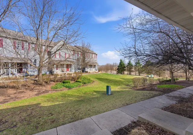 3rd image of 1363 Chestnut Ln, Yorkville, IL 60560 | MLS# 12733673