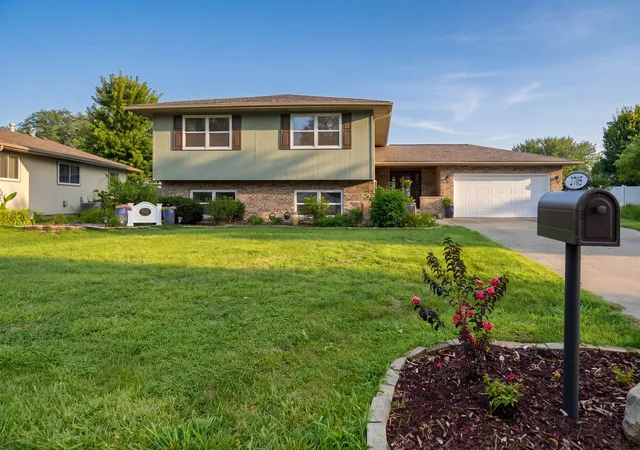 1st image of 2705 Debo Dr, Peru, IL 61354 | MLS# 12733687
