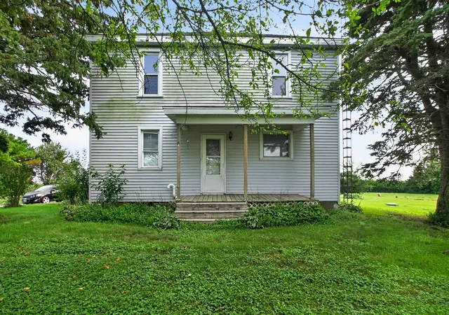 1st image of 1112 N 33rd Rd, Utica, IL 61373 | MLS# 12733696