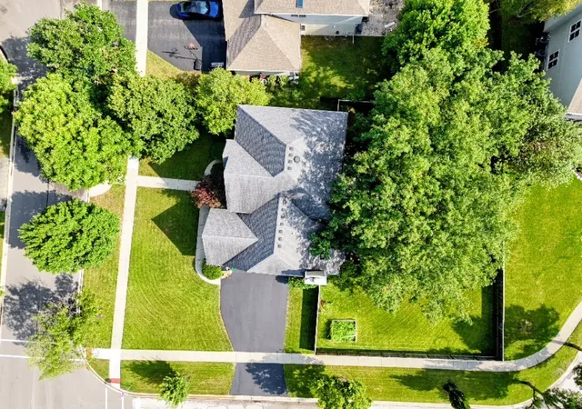 Photo 3 of Single family home for sale at 2404 Bainbridge Blvd, West Chicago, IL 60185 | MLS# 12733699 | Listing updated on 2026-08-28