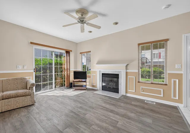 image of 319 Windsor Ct #B, South Elgin, IL 60177 | MLS# 12733702