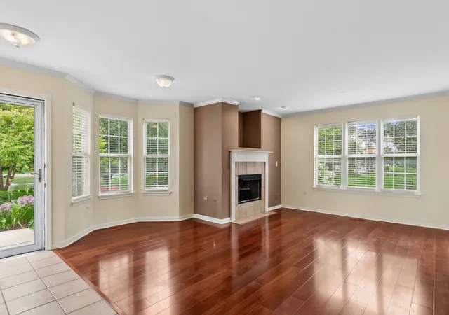 4th image of 2911 Bartlett Ct #104, Naperville, IL 60564 | MLS# 12733732