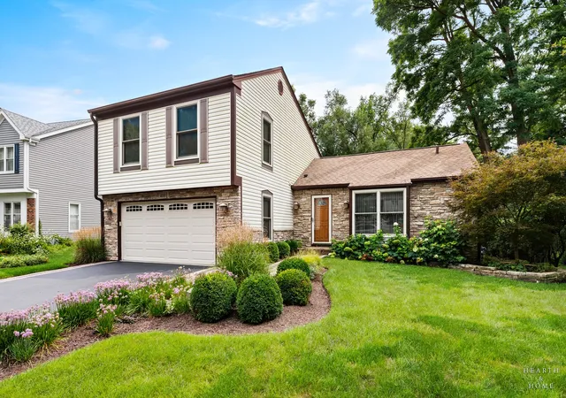 1st image of 400 Old Hunt Rd, Fox River Grove, IL 60021 | MLS# 12733752