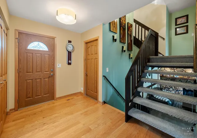3rd image of 400 Old Hunt Rd, Fox River Grove, IL 60021 | MLS# 12733752
