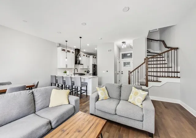 Photo 3 of Townhouse for sale at 1002 Arbor Ct, Mount Prospect, IL 60056 | MLS# 12733803 | Listing updated on 2026-09-22