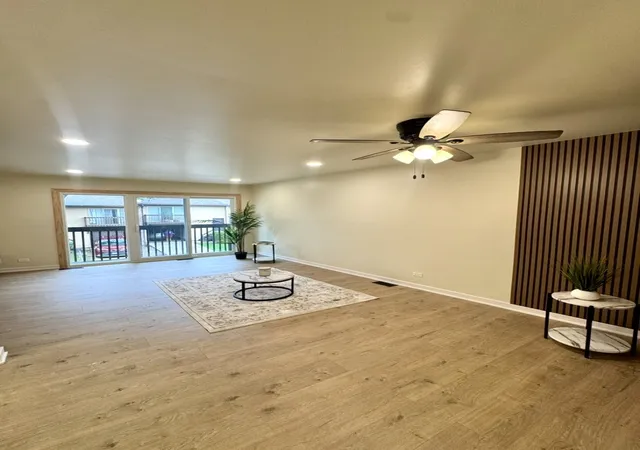 Photo 3 of Townhouse for sale at 328 Ottawa Dr, Bolingbrook, IL 60440 | MLS# 12733836 | Listing updated on 2026-09-29