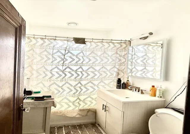 Listing Photo 4 - Condo for sale in building located at 7130 S Grn St, Chicago, IL 60621